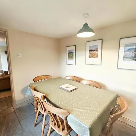 Moor Farm * Cotterdale